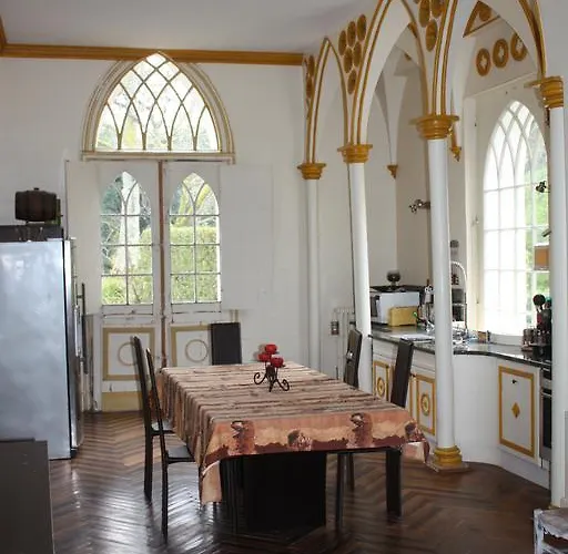 Feriehus Chateau Castelrives *